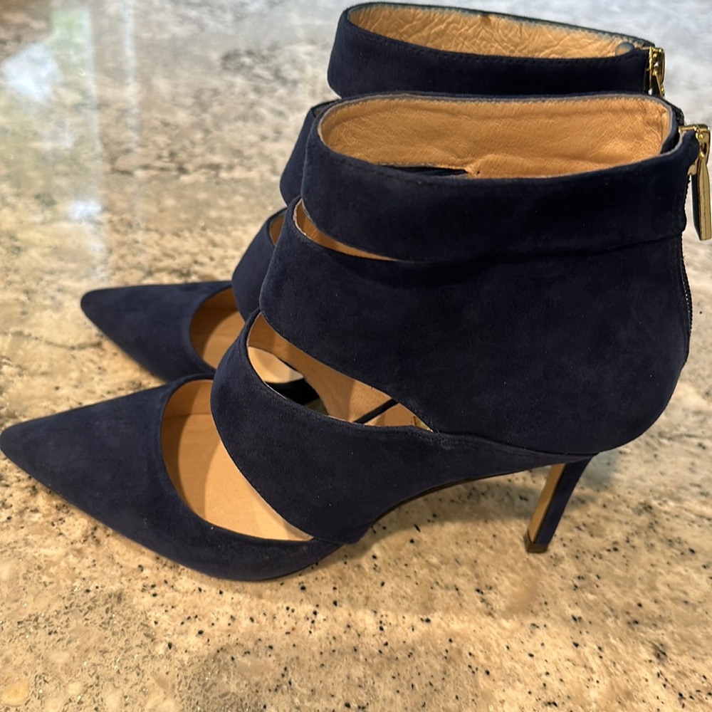 Louise et Cie Suede pumps
